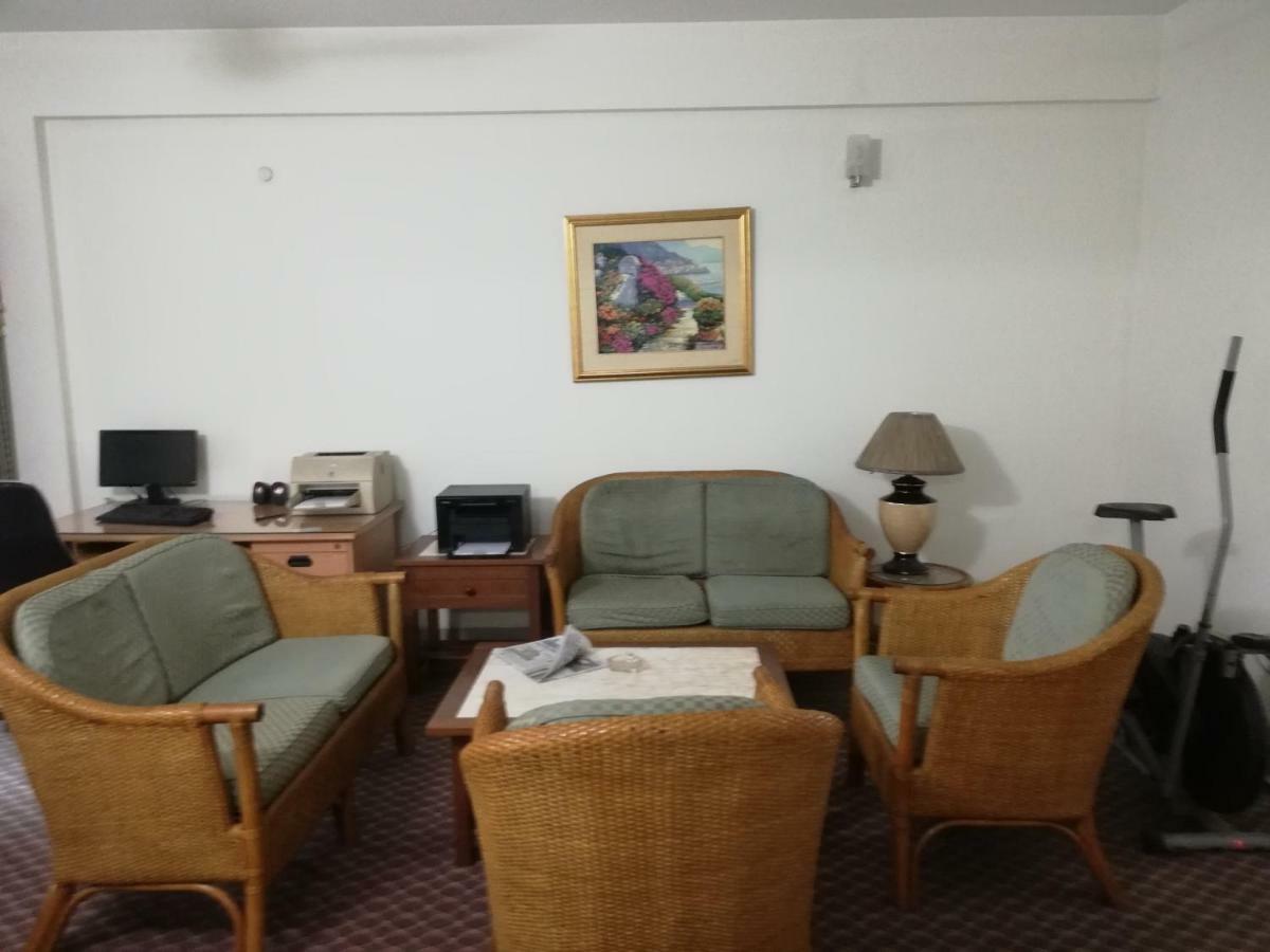 Ambrosia Guest House Dhaka Exterior photo