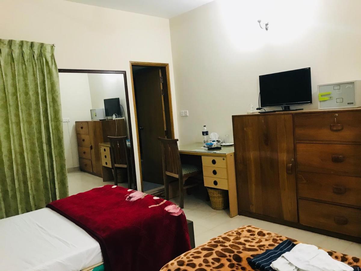 Ambrosia Guest House Dhaka Exterior photo